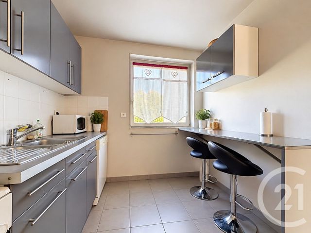 Appartement F5 à vendre - 5 pièces - 95.81 m2 - NOISIEL - 77 - ILE-DE-FRANCE - Century 21 Agence Du Val