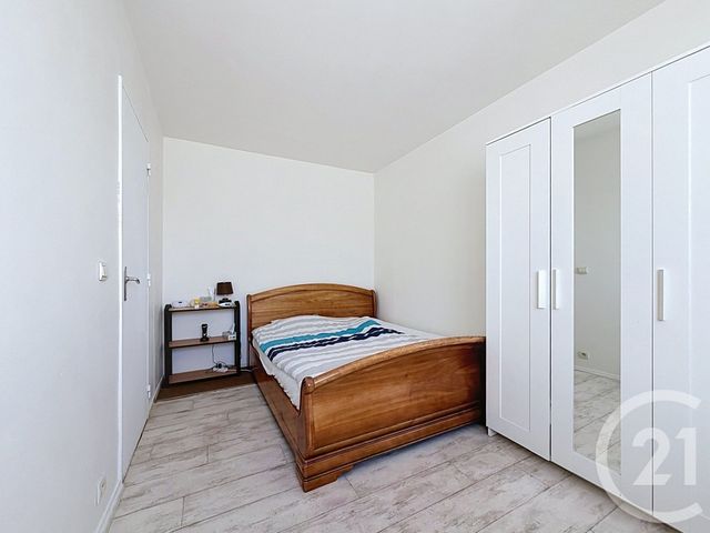 Appartement F5 à vendre - 5 pièces - 95.81 m2 - NOISIEL - 77 - ILE-DE-FRANCE - Century 21 Agence Du Val
