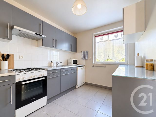 Appartement F5 à vendre - 5 pièces - 95.81 m2 - NOISIEL - 77 - ILE-DE-FRANCE - Century 21 Agence Du Val