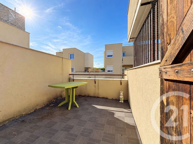 Appartement F5 à vendre - 5 pièces - 95.81 m2 - NOISIEL - 77 - ILE-DE-FRANCE - Century 21 Agence Du Val