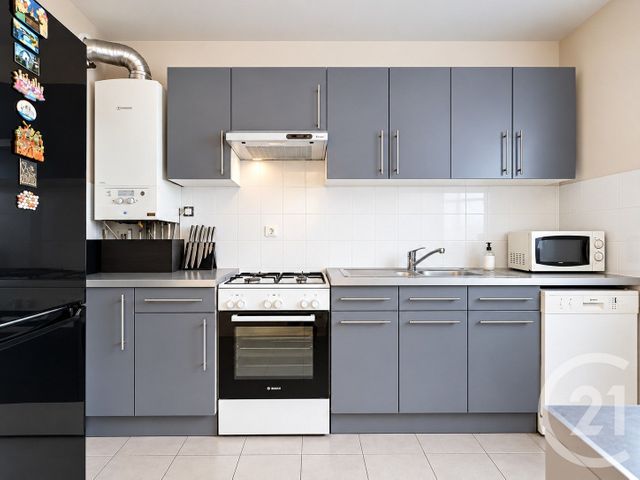 Appartement F5 à vendre - 5 pièces - 95.81 m2 - NOISIEL - 77 - ILE-DE-FRANCE - Century 21 Agence Du Val
