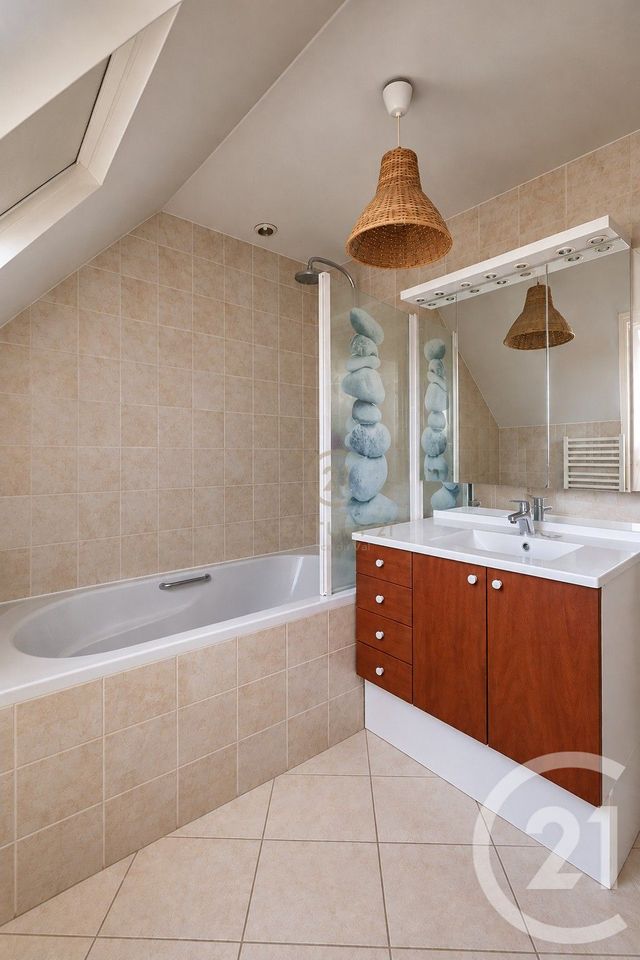 maison à vendre - 7 pièces - 153.3 m2 - GOURNAY SUR MARNE - 93 - ILE-DE-FRANCE - Century 21 Agence Du Val