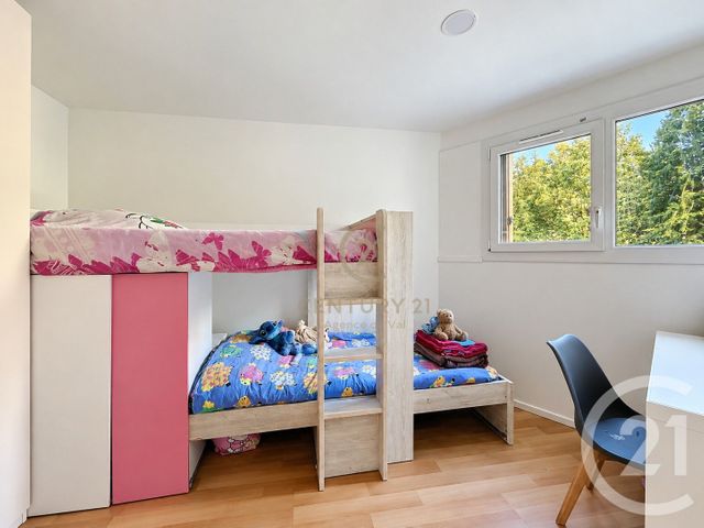 Appartement F4 à vendre - 4 pièces - 83.11 m2 - CHAMPS SUR MARNE - 77 - ILE-DE-FRANCE - Century 21 Agence Du Val