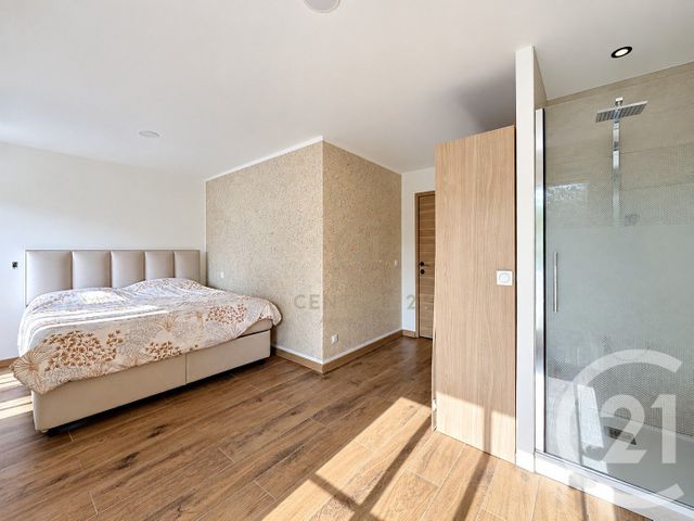 Appartement F4 à vendre - 4 pièces - 83.11 m2 - CHAMPS SUR MARNE - 77 - ILE-DE-FRANCE - Century 21 Agence Du Val