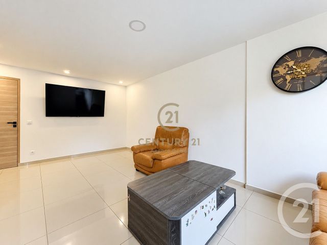Appartement F4 à vendre - 4 pièces - 83.11 m2 - CHAMPS SUR MARNE - 77 - ILE-DE-FRANCE - Century 21 Agence Du Val