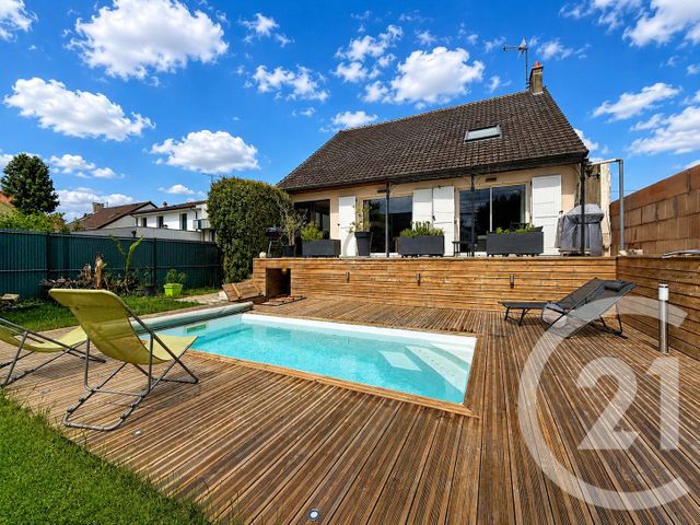 maison à vendre - 7 pièces - 207.07 m2 - CHAMPS SUR MARNE - 77 - ILE-DE-FRANCE - Century 21 Agence Du Val