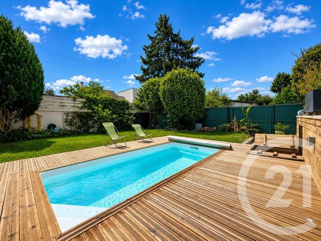 maison à vendre - 7 pièces - 207.07 m2 - CHAMPS SUR MARNE - 77 - ILE-DE-FRANCE - Century 21 Agence Du Val